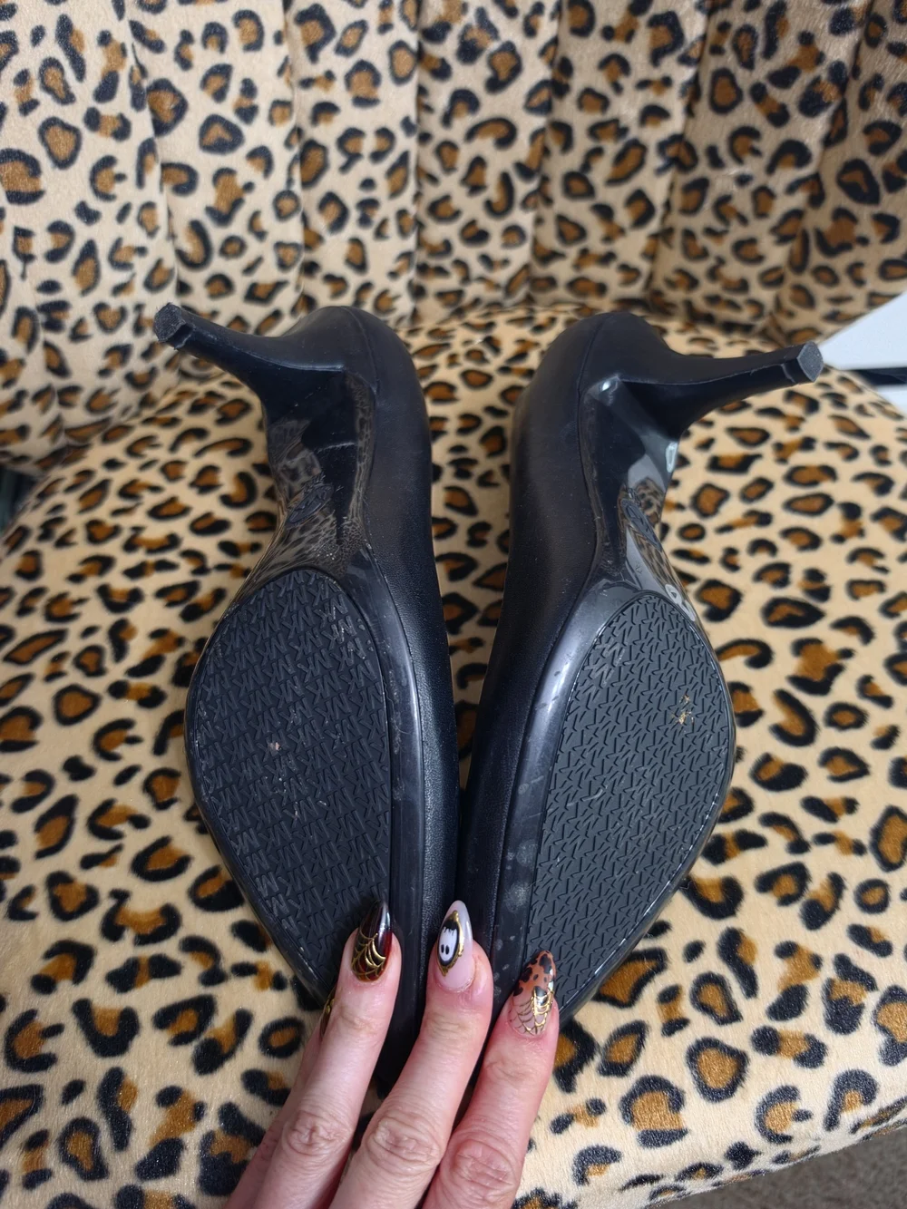 Michael Kors Black Leather Kitten Heels Never Worn 10